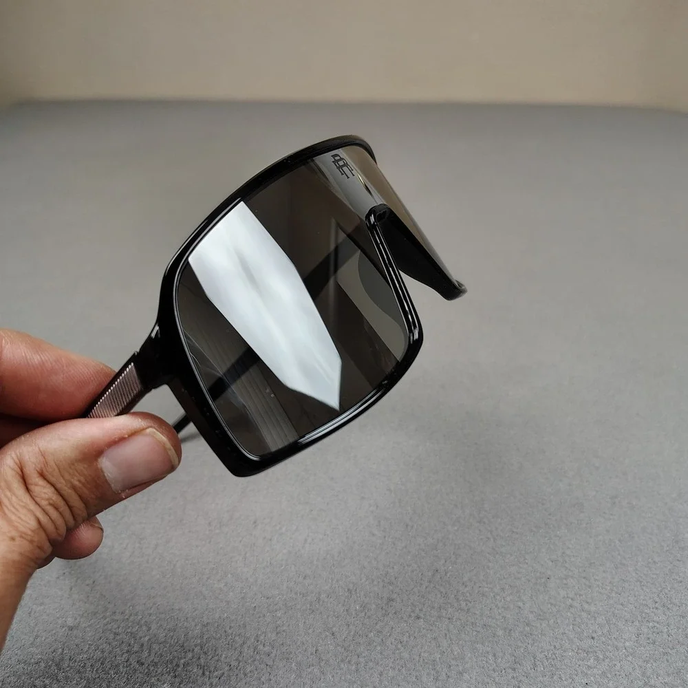 Men Sunglasses Wrap Shield Frame Black Gray Mirror Biker Boating Sutro Style New